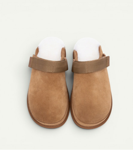 UGG Goldenstar Clog - Chestnut