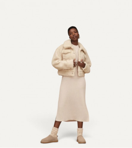 UGG Classic Micro Boot - Chestnut
