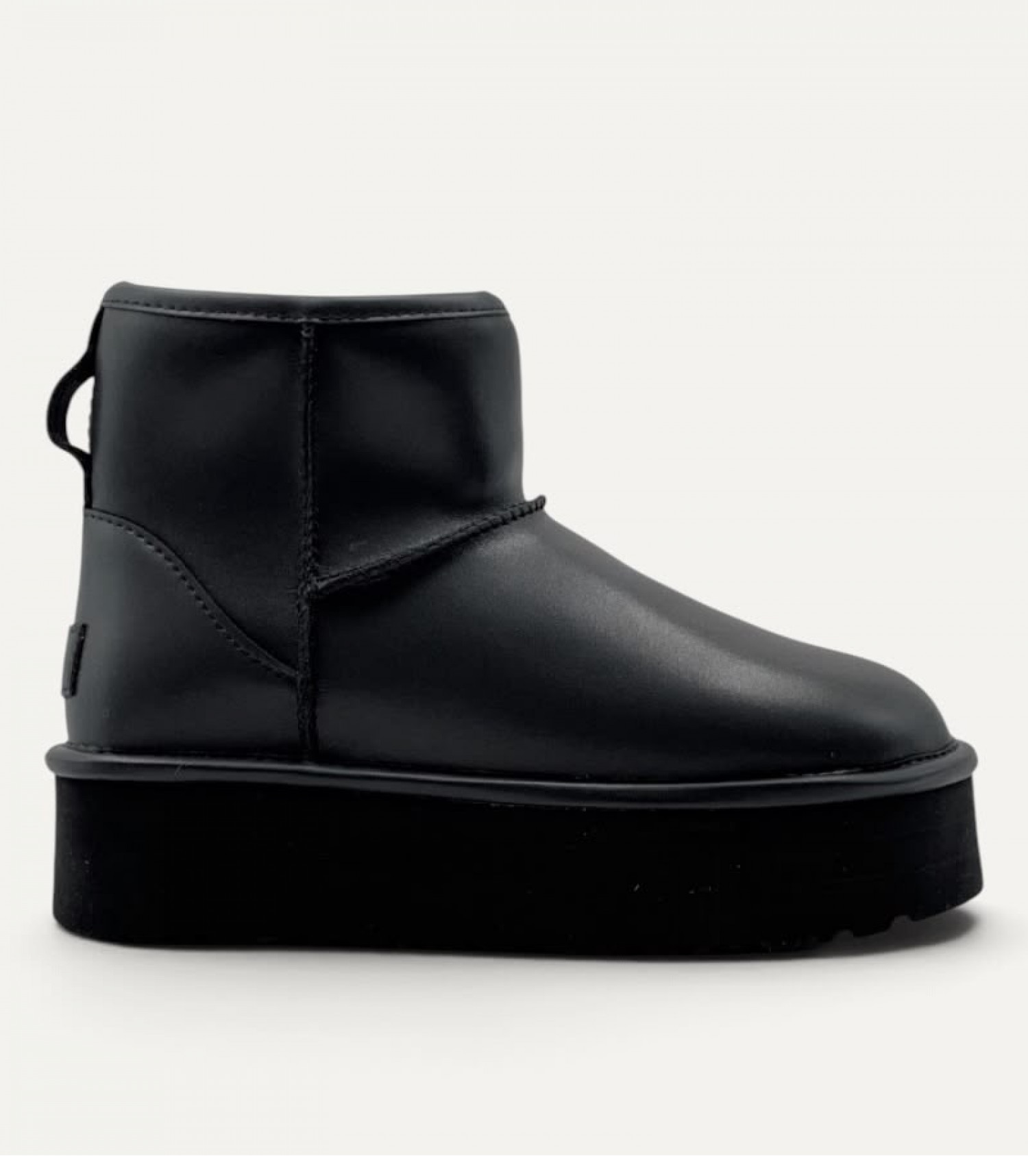 UGG Мини Platform - Leather Black
