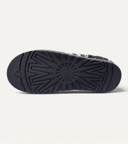UGG Otzo Western Clog - Brown