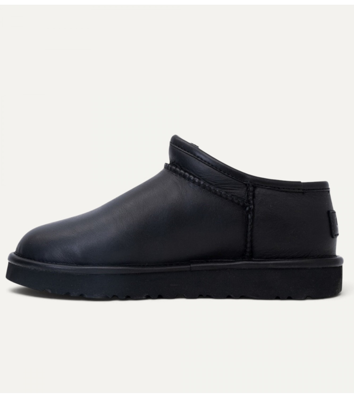 UGG Ultra Mini Tasman Leather - Black