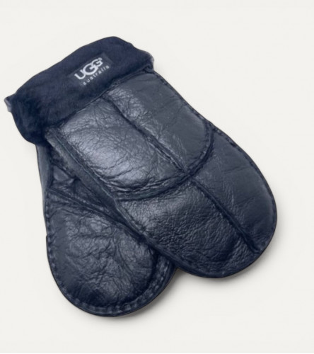 UGG Glove - Black